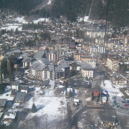 Appartement T2 CHAMONIX CENTRE Balcon Vue MONT BLANC Esterno foto